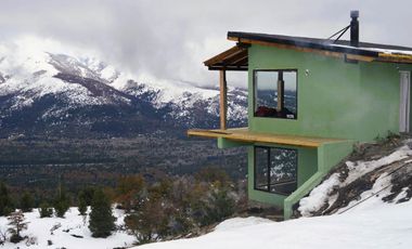 Casa con imponentes vistas a Lago Lolog