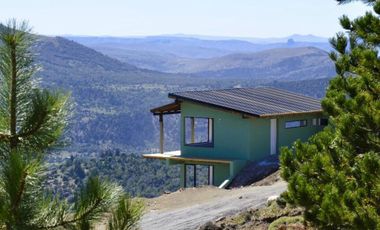 Casa con imponentes vistas a Lago Lolog