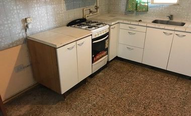 Casa PH en venta en San Antonio de Padua Sur