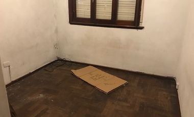 Casa PH en venta en San Antonio de Padua Sur