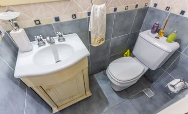 VENTA TRIPLEX 4 AMBIENTES. RAMOS MEJIA.
