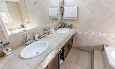 VENTA TRIPLEX 4 AMBIENTES. RAMOS MEJIA.