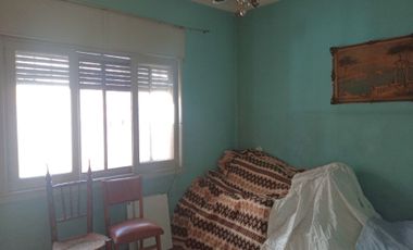 VENTA GRAN TERRENO CON 3 CASAS/PATIO/JARDIN/OPORTU