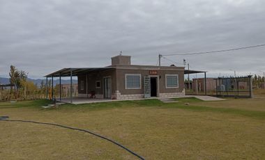 CASA, QUINCHO Y PILETA. MEDANO DE ORO. RAWSON