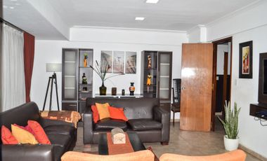 Casa de 5 amb en venta Adrogue