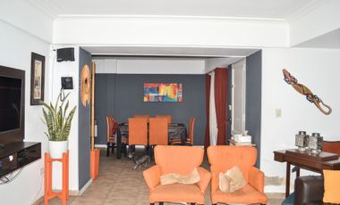 Casa de 5 amb en venta Adrogue