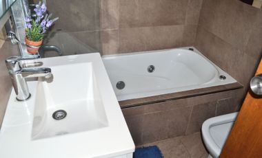 Casa de 5 amb en venta Adrogue