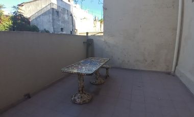 VENTA PH MULTIFAMILIAR EN LA BOCA