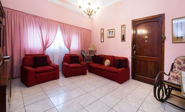 VENTA PH MULTIFAMILIAR EN LA BOCA