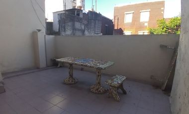VENTA PH MULTIFAMILIAR EN LA BOCA