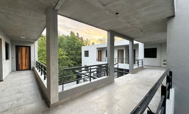 DPTO 2AMB COCHERA BALCON PISCINA MORENO FINANCIA