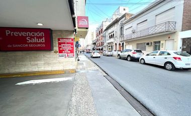 VENTA COCHERA CENTRICA  -EDIFICIO SANCOR-U73
