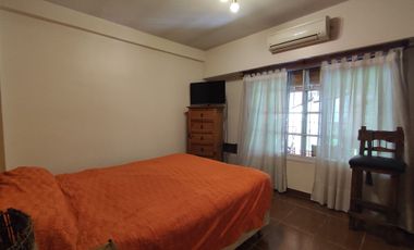 CASA 6 AMBIENTES EN VENTA LANUS 2 UNIDADES BLOCK