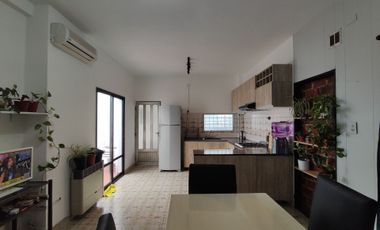 CASA 6 AMBIENTES EN VENTA LANUS 2 UNIDADES BLOCK