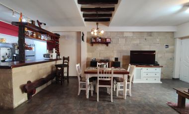 CASA 6 AMBIENTES EN VENTA LANUS 2 UNIDADES BLOCK