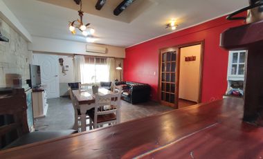 CASA 6 AMBIENTES EN VENTA LANUS 2 UNIDADES BLOCK