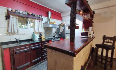 CASA 6 AMBIENTES EN VENTA LANUS 2 UNIDADES BLOCK
