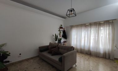 CASA 6 AMBIENTES EN VENTA LANUS 2 UNIDADES BLOCK