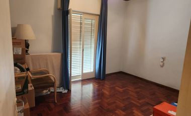 VENTA Casa Amplia con excelentes terminaciones