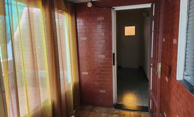 VENTA Casa Amplia con excelentes terminaciones