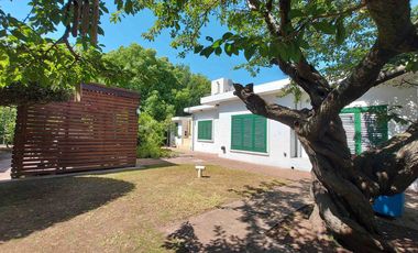 CASAS EN VENTA BERAZATEGUI 3 HAB PILETA LOTE600M2
