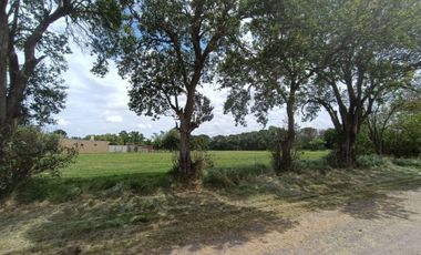 LOTE EN VENTA - VILLADA - 300 M2