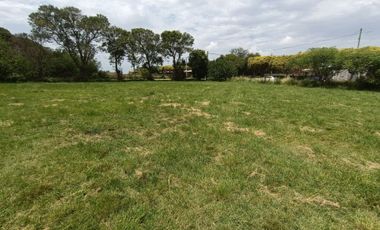 LOTE EN VENTA - VILLADA - 300 M2