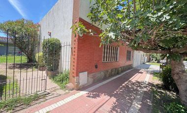 Venta PH Casa  4 ambientes Miramar
