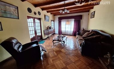 Casa en Venta en Uno sur 1700