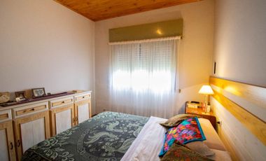 CASAS EN VENTA BERISSO 3 DORM., QUINCHO Y PATIO