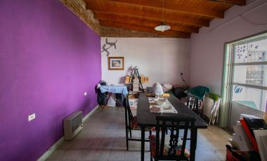 CASAS EN VENTA BERISSO 3 DORM., QUINCHO Y PATIO