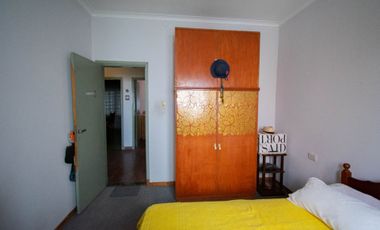 CASAS EN VENTA BERISSO 3 DORM., QUINCHO Y PATIO