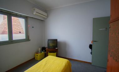 CASAS EN VENTA BERISSO 3 DORM., QUINCHO Y PATIO