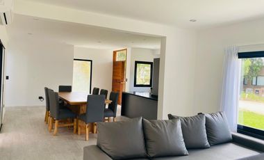 Casa en Venta Costa Esmeralda Ecuestre 150