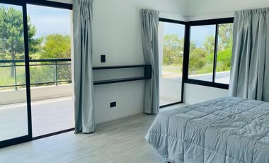 Casa en Venta Costa Esmeralda Ecuestre 150