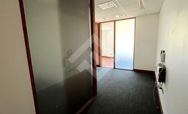 Oficina en Arriendo en Metro Manuel Montt