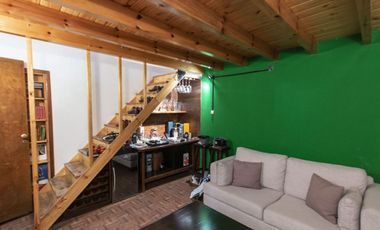 CASA venta Gerli 5 ambientes 172 metros PATIO