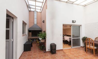 CASA venta Gerli 5 ambientes 172 metros PATIO