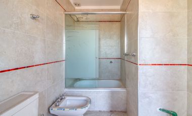 VENTA PH 3 AMB. PARRILLA  APTO CREDITO- V. LUGANO