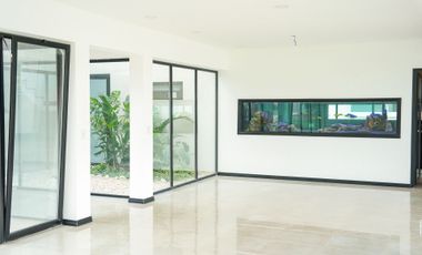 CASA EN VENTA A LA LAGUNA EN SAN SEBASTIAN