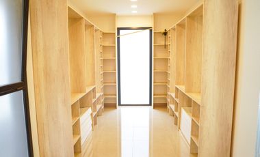 CASA EN VENTA A LA LAGUNA EN SAN SEBASTIAN