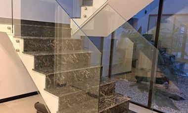 CASA EN VENTA A LA LAGUNA EN SAN SEBASTIAN