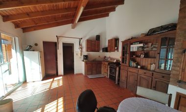CASA A LA VENTA EN TOLOSA LA PLATA 4 DORMITORIOS