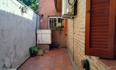CASA A LA VENTA EN TOLOSA LA PLATA 4 DORMITORIOS