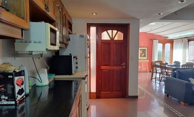 CASA A LA VENTA EN TOLOSA LA PLATA 4 DORMITORIOS