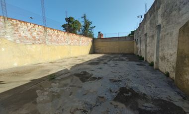 CASA A LA VENTA EN TOLOSA LA PLATA 4 DORMITORIOS