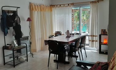 casa en venta Villa Elisa tres dormitorios
