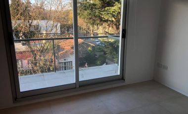 Departamento venta City Bell 1 dormitorio, cochera