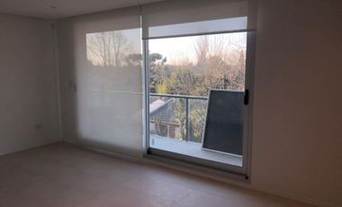 Departamento venta City Bell 1 dormitorio, cochera