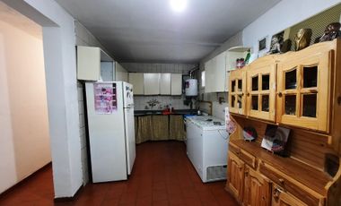 Venta Dpto 4 amb con patio en Barrio SI Boulogne